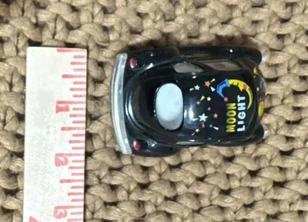 KinSmart Volkswagen VW Beetle Toy Car Black Moon Light Sun Stars Pull Back